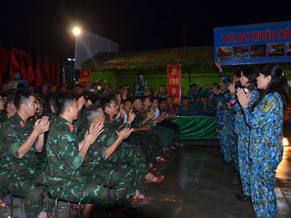 Lữ đoàn Công binh 28 tổ chức giao lưu văn nghệ chào mừng Hội thao Công binh toàn quân 2021