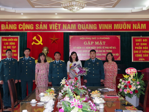 Hội Phụ nữ 3 phòng Sư đoàn 363 gặp mặt kỷ niệm ngày Quốc tế Phụ nữ