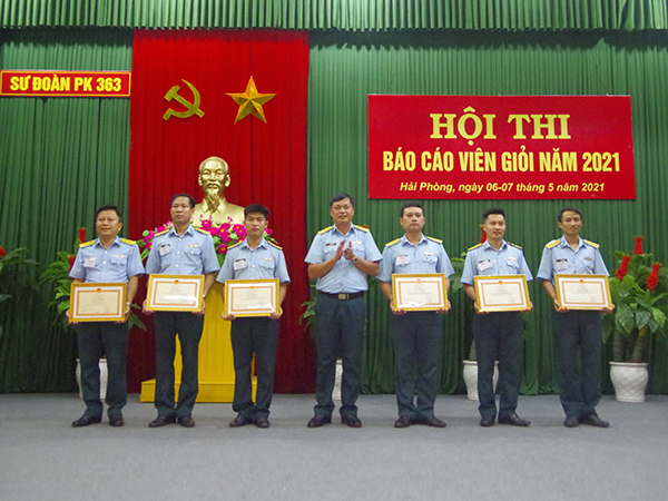 Các cơ quan, đơn vị trong Quân chủng Phòng không - Không quân tổ chức Hội thi Báo cáo viên giỏi năm 2021