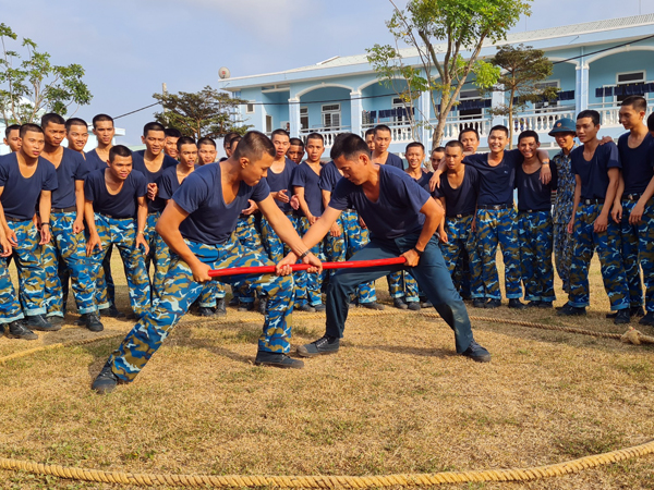 “Tình thương, trách nhiệm” với chiến sĩ mới