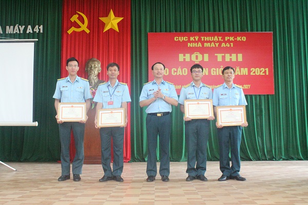 Nhà máy A41 tổ chức Hội thi Báo cáo viên giỏi năm 2021
