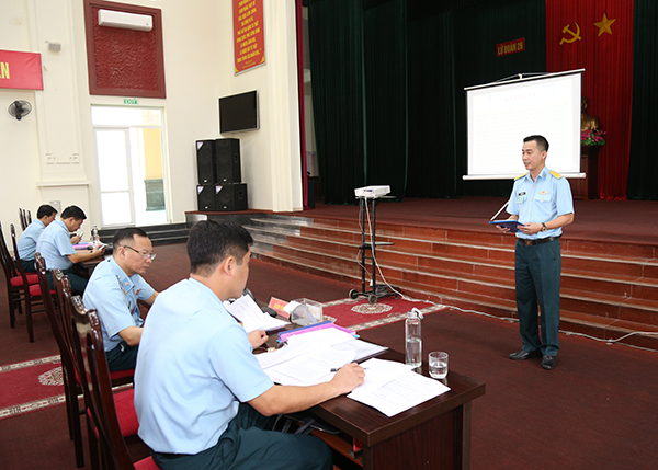 Sôi nổi tranh tài báo cáo viên giỏi