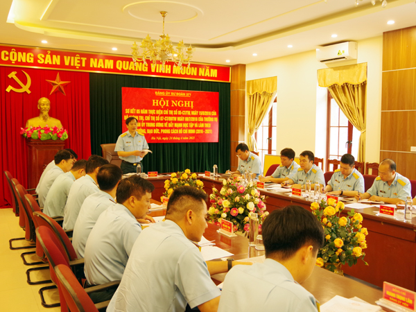 Sư đoàn 361 và Sư đoàn 371 sơ kết 5 năm thực hiện Chỉ thị 05 của Bộ Chính trị