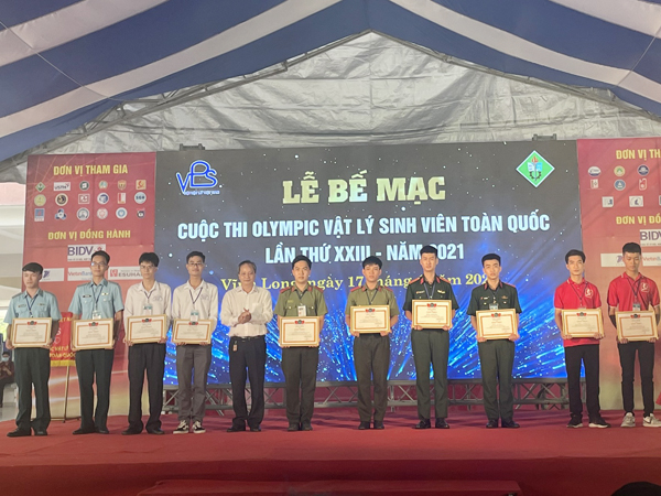 Học viện Phòng không - Không quân đoạt giải nhất toàn đoàn trong Cuộc thi Olympic Vật lý sinh viên toàn quốc lần thứ 23 năm 2021