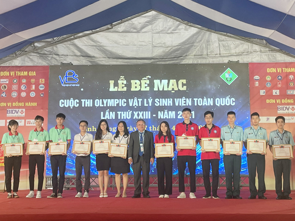 Học viện Phòng không - Không quân đoạt giải nhất toàn đoàn trong Cuộc thi Olympic Vật lý sinh viên toàn quốc lần thứ 23 năm 2021