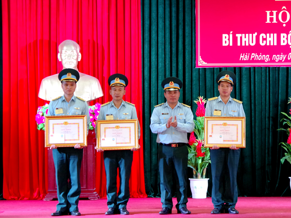Trung đoàn 238 tổ chức Hội thi Bí thư chi bộ giỏi năm 2021