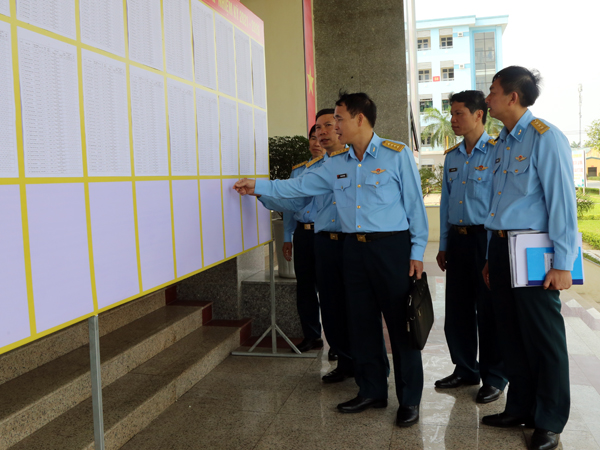 Ban Chỉ đạo thực hiện Quy chế dân chủ cơ sở Đảng ủy Quân chủng Phòng không - Không quân kiểm tra việc thực hiện Quy chế dân chủ cơ sở và công tác chuẩn bị bầu cử các đơn vị khu vực phía Bắc