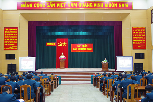 Trường Trung cấp Kỹ thuật PK-KQ tập huấn cán bộ năm 2022