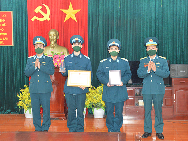 Học viện Phòng không - Không quân đạt 1 giải nhất, 2 giải khuyến khích Cuộc thi Đại sứ Văn hóa đọc trong Quân đội năm 2021