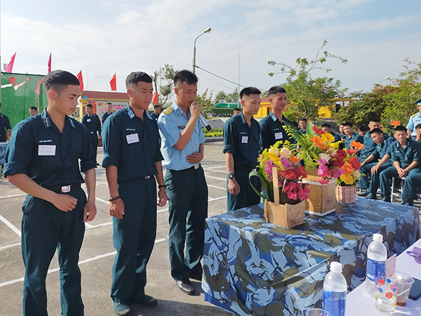 Sư đoàn 375 tổ chức chương trình Lễ hội “Xuân canh trời”