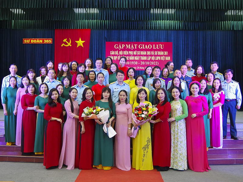 Các cơ quan, đơn vị trong Quân chủng PK-KQ gặp mặt nhân kỷ niệm 92 năm Ngày thành lập Hội Liên hiệp Phụ nữ Việt Nam