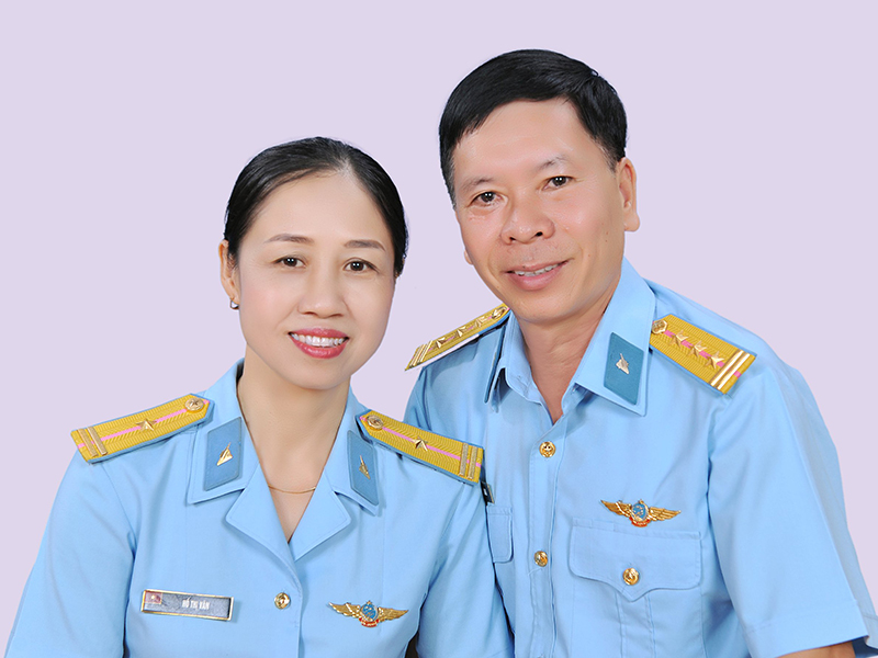 Cả nhà cùng thi đua