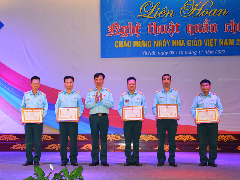 Học viện Phòng không-Không quân tổ chức Liên hoan nghệ thuật quần chúng năm 2022