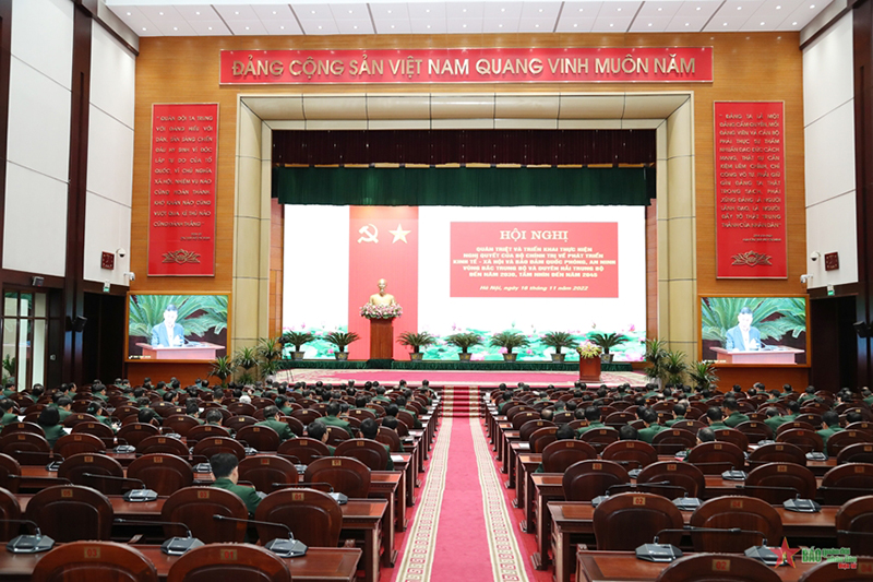 Hội nghị triển khai thực hiện Nghị quyết của Bộ Chính trị về vùng Bắc Trung Bộ và duyên hải Trung Bộ