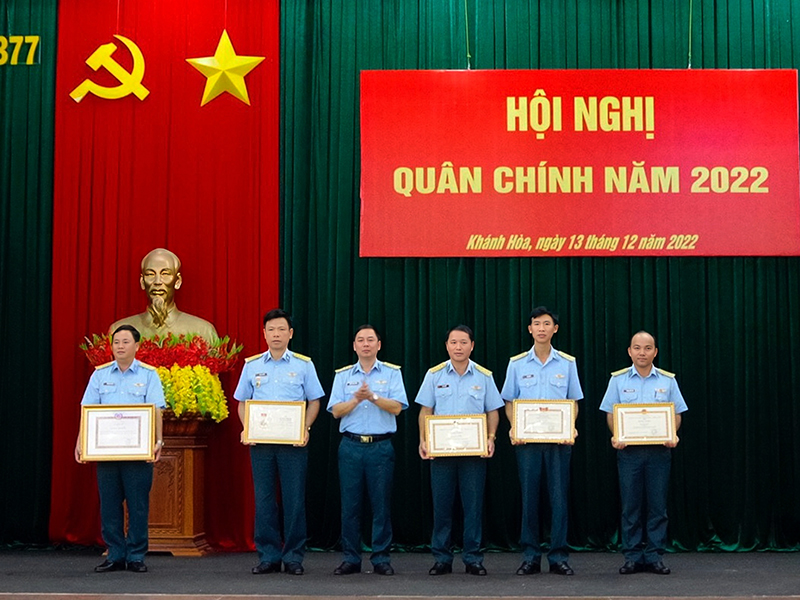Các cơ quan, đơn vị trong Quân chủng Phòng không - Không quân tổ chức Hội nghị quân chính năm 2022