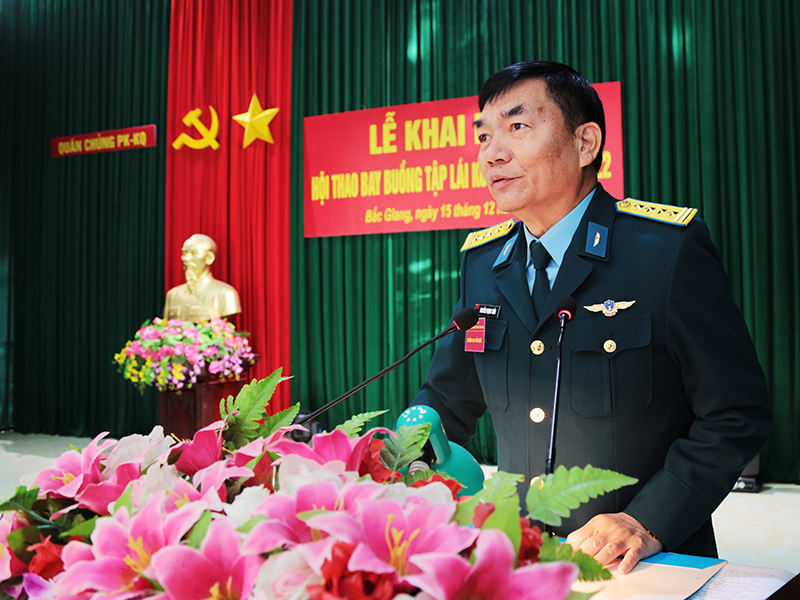 Quân chủng Phòng không - Không quân khai mạc Hội thao bay buồng tập lái KCT-30MK2 năm 2022