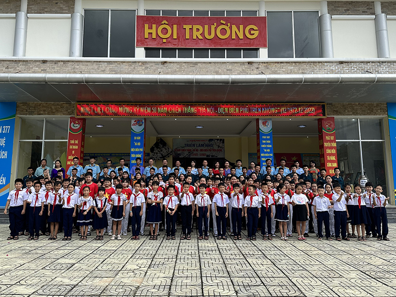 Sư đoàn 377 khai mạc Triển lãm nhỏ “Hà Nội - Điện Biên Phủ trên không” - Ý chí và niềm tin tất thắng