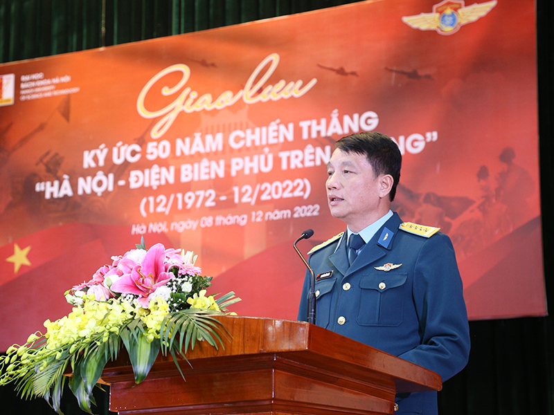 Vang mãi bài ca “Xếp bút nghiên ra trận”