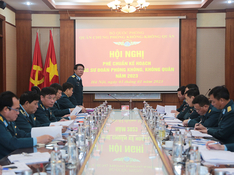 Quân chủng Phòng không - Không quân thông qua kế hoạch công tác năm 2023 của các cơ quan, đơn vị
