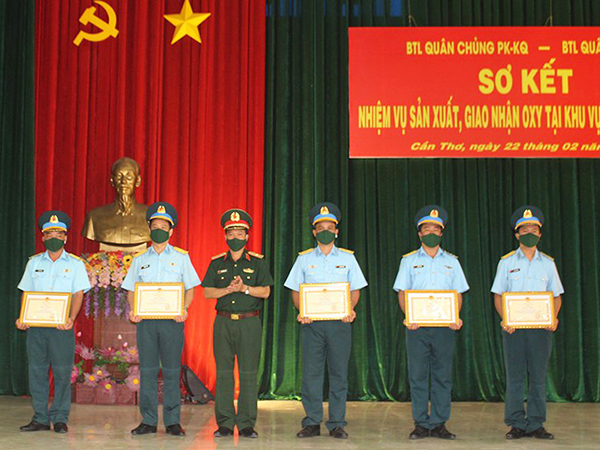 Hội nghị sơ kết nhiệm vụ sản xuất, giao nhận oxy tại khu vực miền Tây Nam Bộ