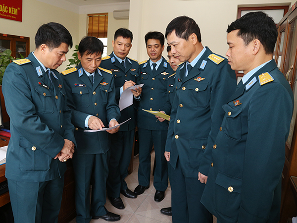 Xây dựng Ngành Công tác Cán bộ Quân chủng Phòng không - Không quân phát triển vững mạnh