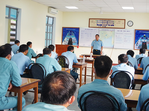 Các đơn vị trong Quân chủng Phòng không - Không quân tổ chức ban bay cán bộ đầu Xuân Nhâm Dần - 2022