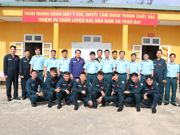 Các đơn vị trong Quân chủng Phòng không - Không quân tổ chức ban bay cán bộ đầu Xuân Nhâm Dần - 2022