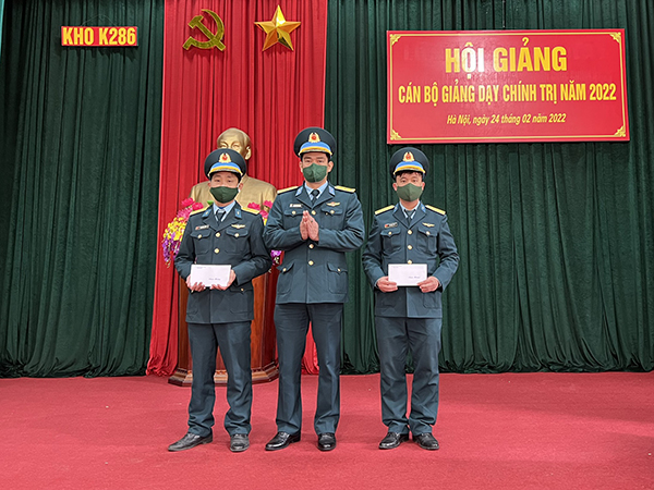 Kho K286 tổ chức hội giảng cán bộ giảng dạy chính trị năm 2022