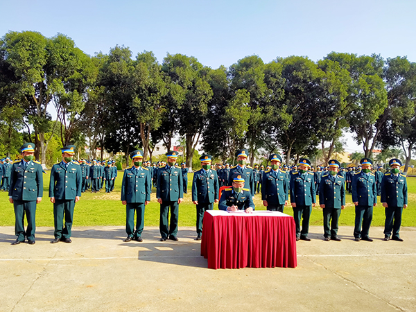 Các đơn vị trong Quân chủng Phòng không - Không quân tổ chức Lễ ra quân huấn luyện năm 2022