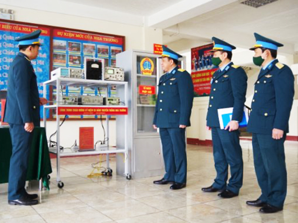 Phát huy truyền thống, xây dựng nhà trường ngang tầm nhiệm vụ