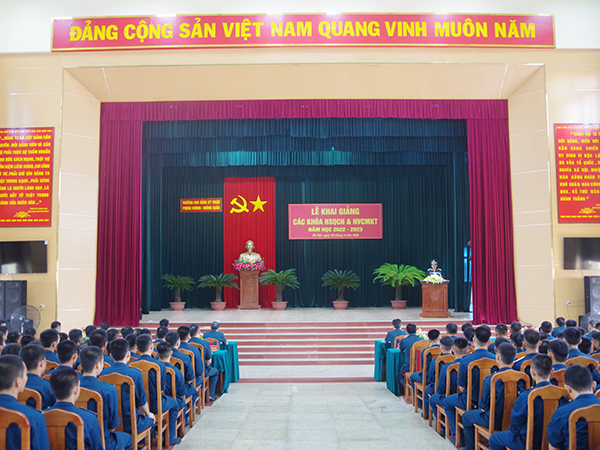 Trường Cao đẳng Kỹ thuật PK-KQ khai giảng các khóa Hạ sĩ quan chỉ huy, Nhân viên chuyên môn kỹ thuật năm học 2022-2023