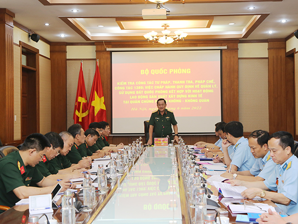 Bộ Quốc phòng kiểm tra Quân chủng Phòng không - Không quân
