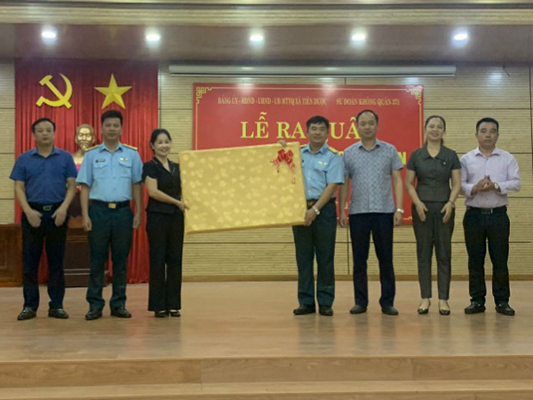 Sư đoàn 371 và Sư đoàn 375 tổ chức hành quân dã ngoại kết hợp làm công tác dân vận