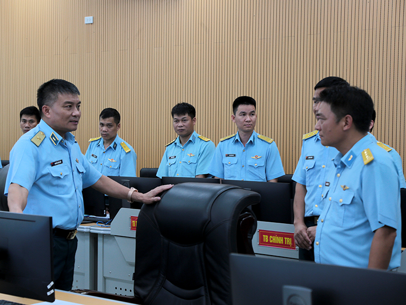 Quân chủng Phòng không - Không quân kiểm tra toàn diện 6 tháng đầu năm 2022 tại Sư đoàn 371 và Sư đoàn 365