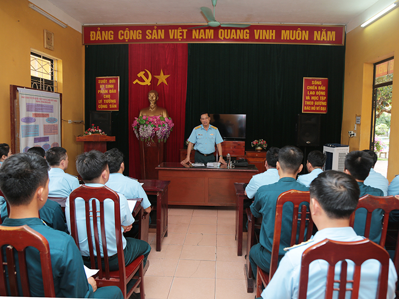 Quân chủng Phòng không - Không quân kiểm tra toàn diện 6 tháng đầu năm 2022 tại Sư đoàn 371 và Sư đoàn 365