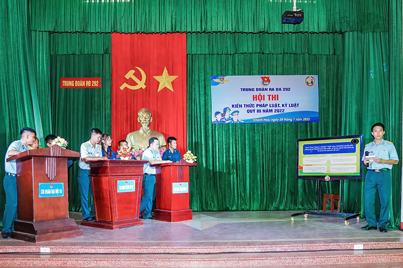 Trung đoàn 292 tổ chức Hội thi kiến thức pháp luật, kỷ luật Quý III năm 2022