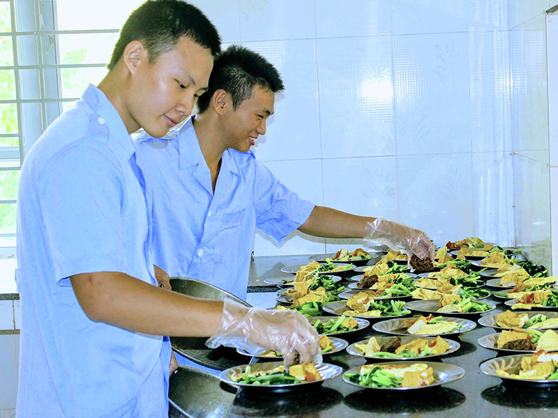 Bảo đảm tốt hậu cần thường xuyên ở Trung đoàn 263