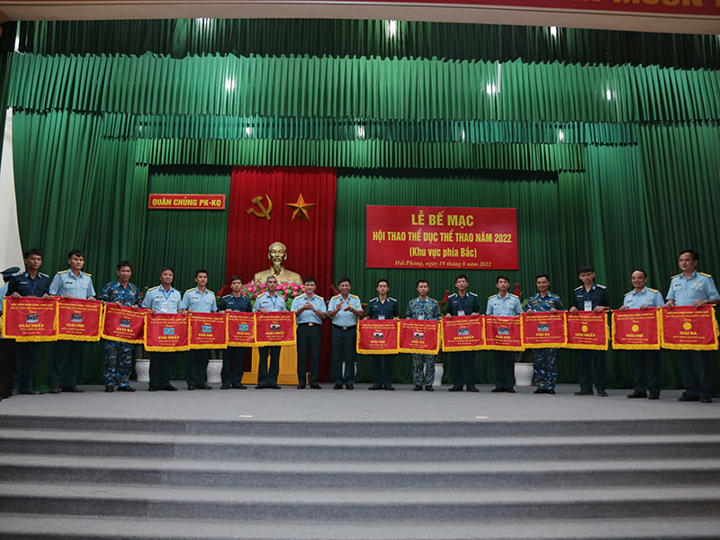 Bế mạc Hội thao Thể dục thể thao Quân chủng Phòng không - Không quân khu vực phía Bắc năm 2022
