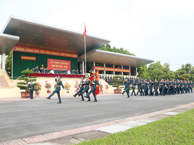 Các học viện, nhà trường trong Quân chủng Phòng không-Không quân khai giảng năm học 2022-2023