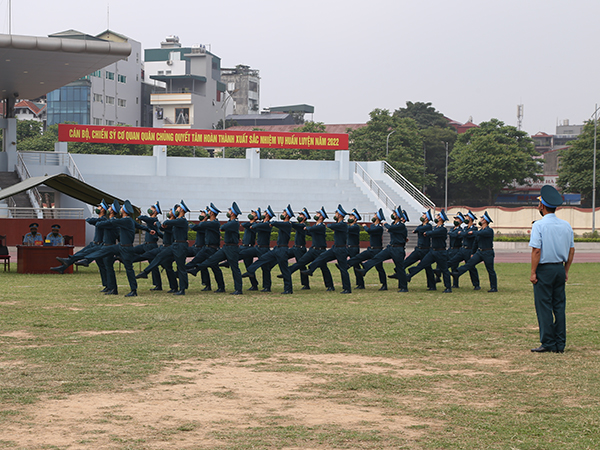 Quân chủng Phòng không - Không quân khai mạc Hội thi cán bộ huấn luyện điều lệnh giỏi năm 2022