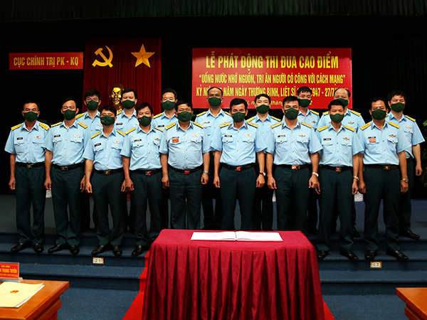 Cục Chính trị Phòng không - Không quân phát động thi đua cao điểm “Uống nước nhớ nguồn, tri ân người có công với cách mạng” kỷ niệm 75 năm Ngày Thương binh, liệt sĩ