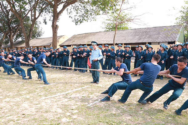 Bài 3: Xây dựng mối quan hệ đoàn kết, gắn bó quân nhân