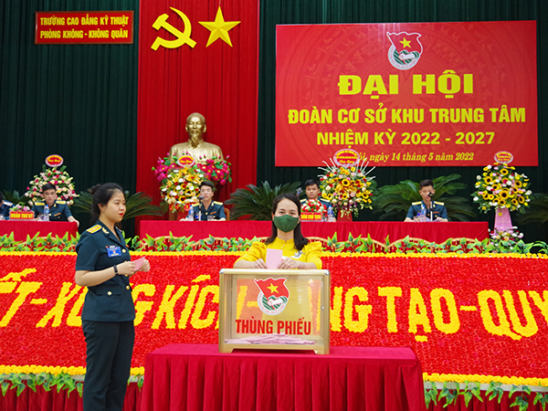 Đại hội đoàn cơ sở Khu trung tâm Trường Cao đẳng Kỹ thuật PK-KQ