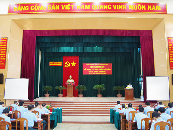 Trường Cao đẳng Kỹ thuật PK-KQ tổ chức Tọa đàm khoa học về xây dựng, chỉnh đốn Đảng và hệ thống chính trị