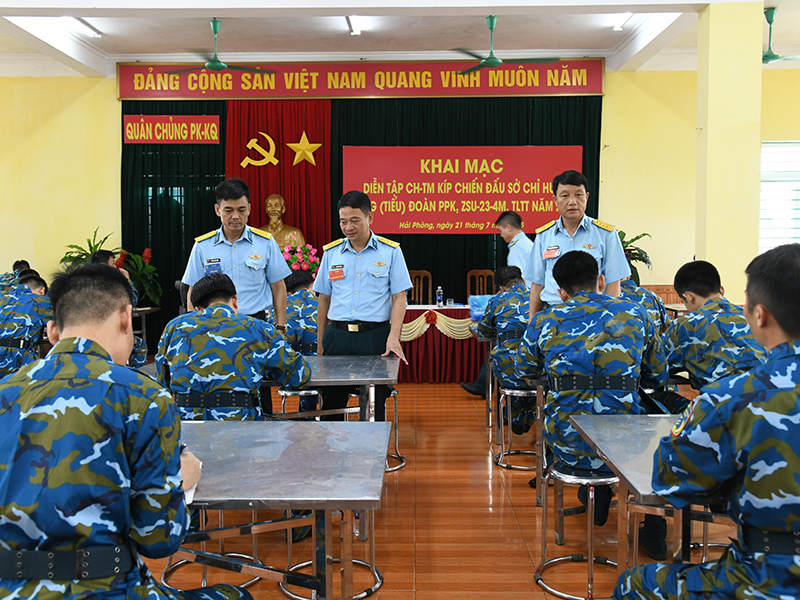 Khai mạc diễn tập chỉ huy tham mưu kíp chiến đấu sở chỉ huy Trung đoàn/ Tiểu đoàn Pháo phòng không, Zsu-23-4M, tên lửa tầm thấp năm 2025