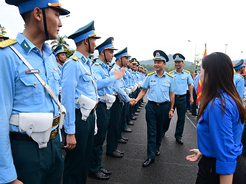 Đại học Bách khoa Hà Nội thăm động viên  cán bộ, chiến sĩ Quân chủng PK-KQ là nhiệm vụ A80