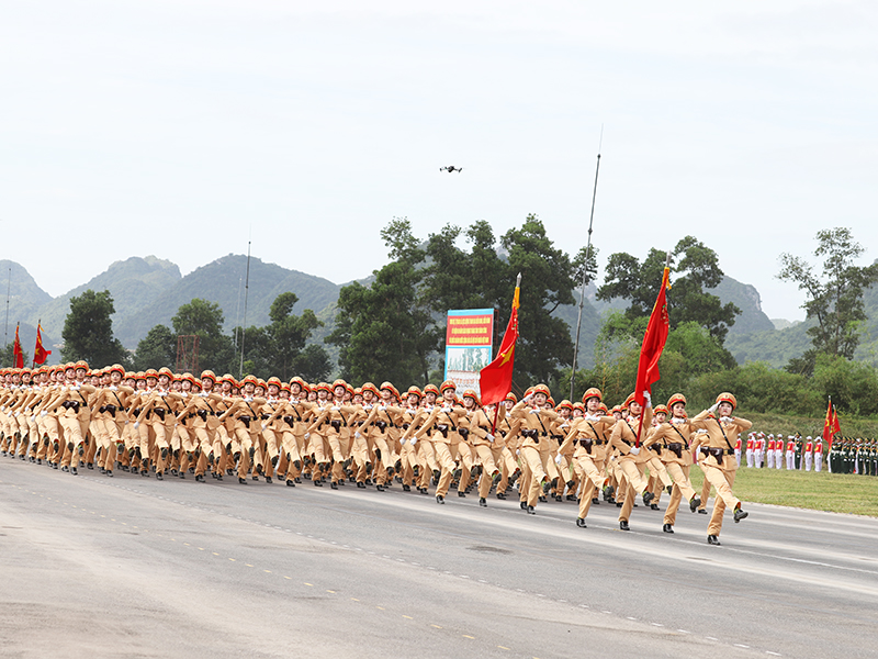 Lực lượng diễu binh, diễu hành tổng hợp luyện lần thứ hai