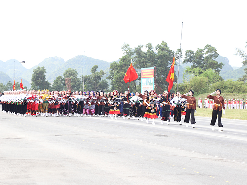 Lực lượng diễu binh, diễu hành tổng hợp luyện lần thứ hai