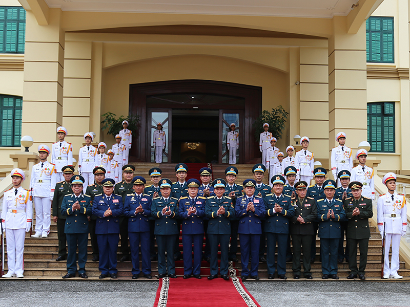 Chính uỷ Không quân nước Cộng hòa Dân chủ Nhân dân Lào thăm và làm việc tại Quân chủng Phòng không - Không quân
