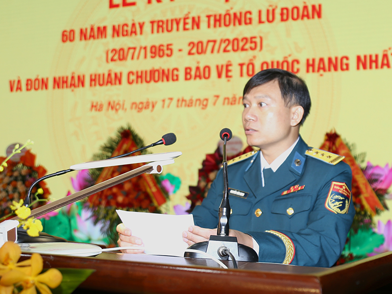 Lữ đoàn Thông tin 26 kỷ niệm 60 năm Ngày truyền thống và đón nhận Huân chương Bảo vệ Tổ quốc hạng Nhất